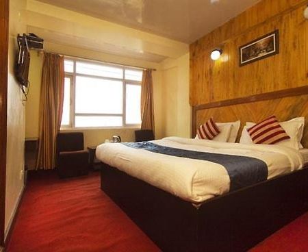 Hotel Valentino Νταρτζίλινγκ Εξωτερικό φωτογραφία