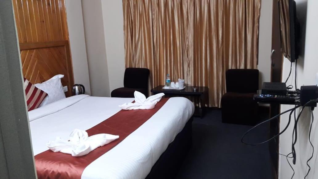 Hotel Valentino Νταρτζίλινγκ Εξωτερικό φωτογραφία