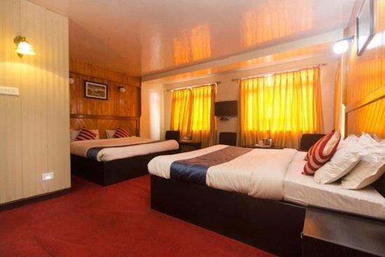 Hotel Valentino Νταρτζίλινγκ Εξωτερικό φωτογραφία